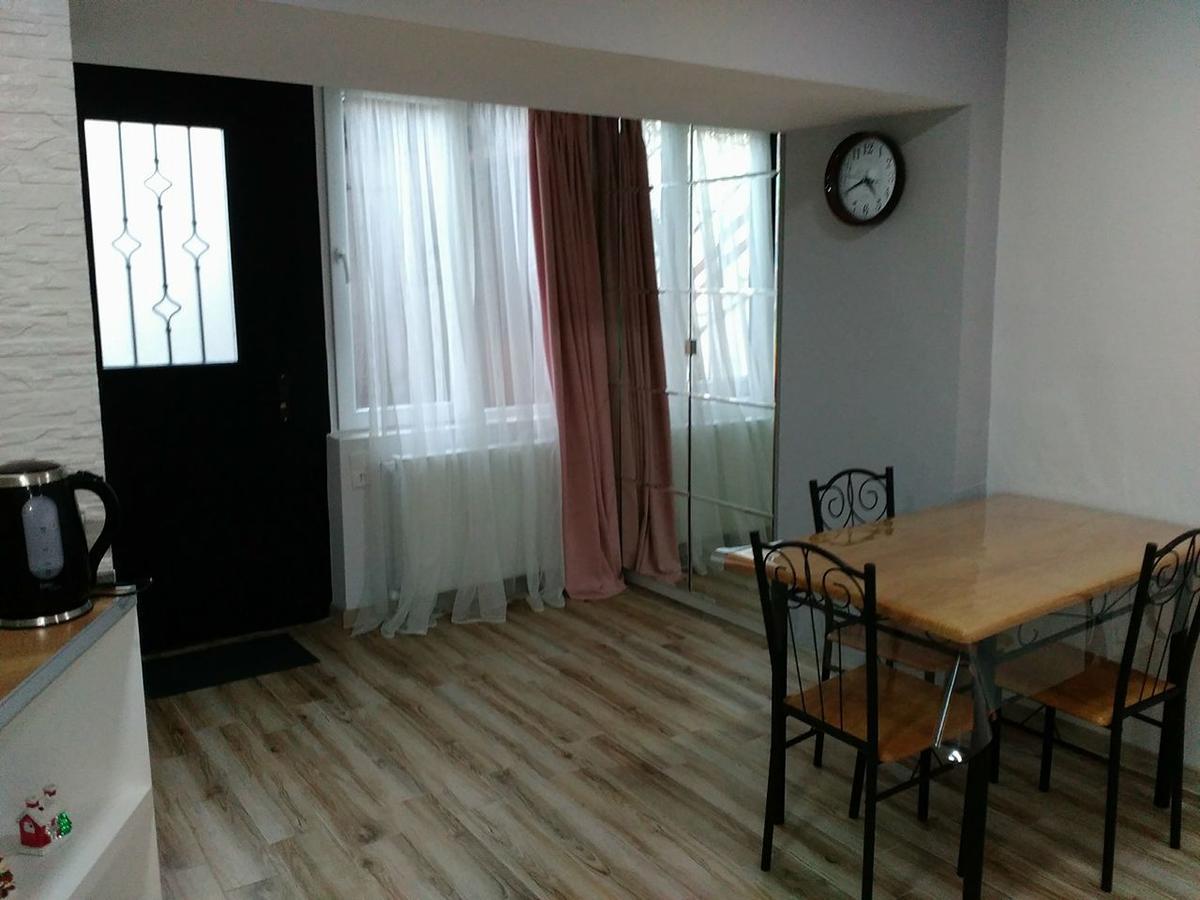Boutique Apartment 17 ティビリシ エクステリア 写真